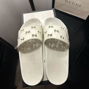 Great white GG Gucci slides